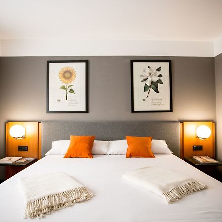 Hotel Malcom And Barret Valencia Bagian luar foto