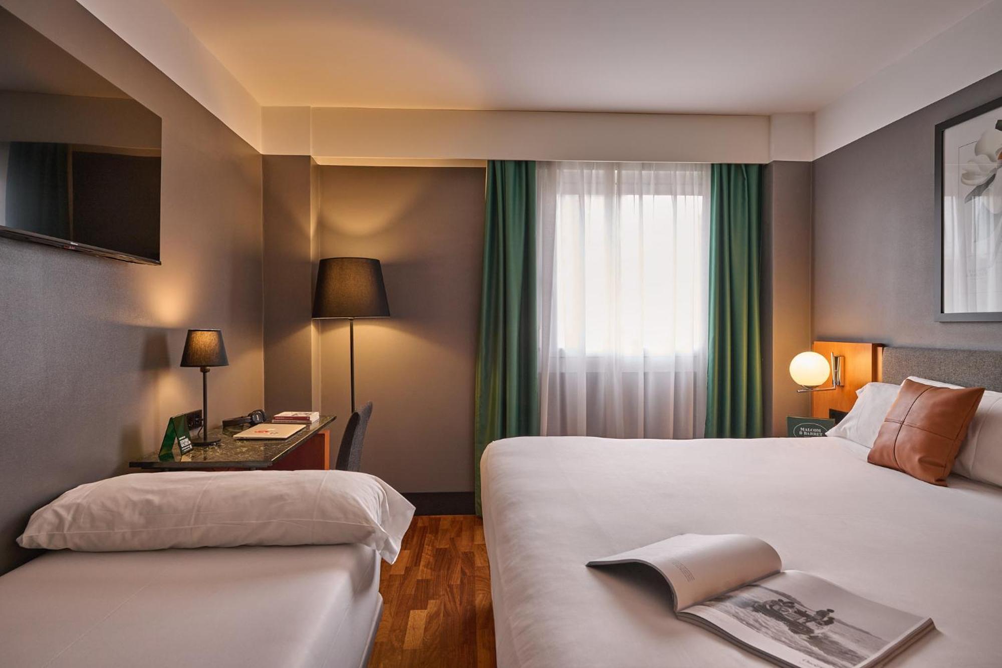 Hotel Malcom And Barret Valencia Bagian luar foto
